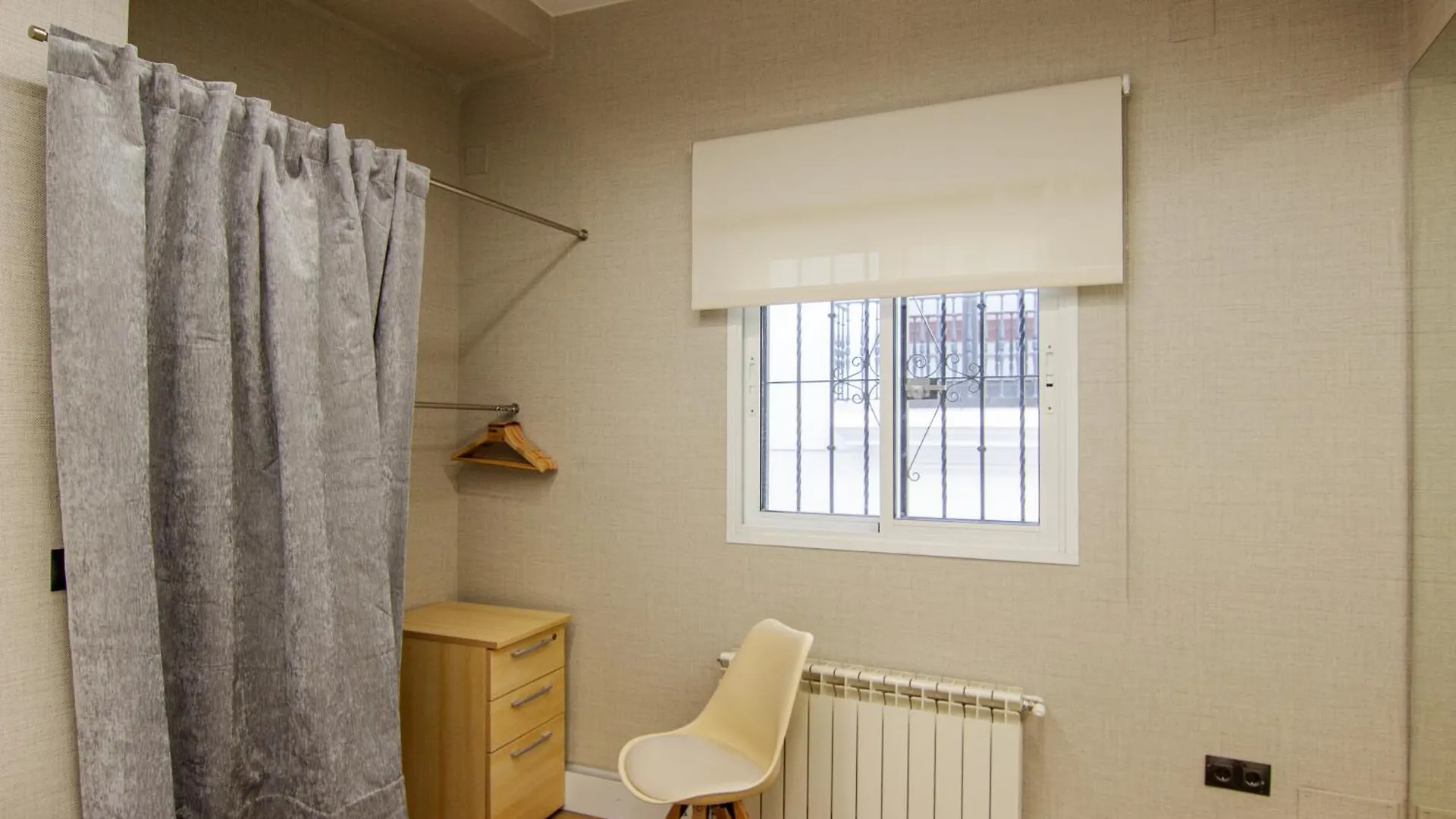 Apartment Rentalsevilla Suite Mauricio Spain