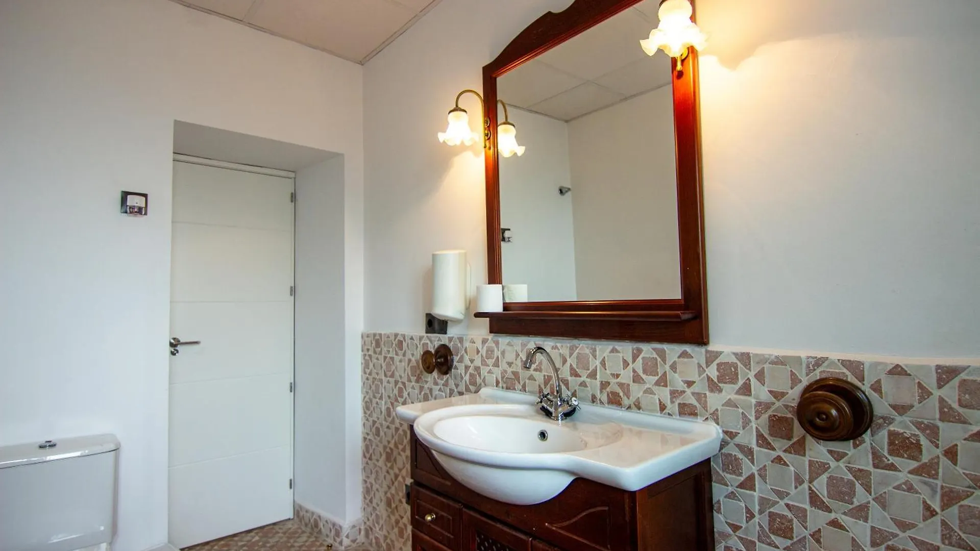 Rentalsevilla Suite Mauricio 0*, Seville Spain